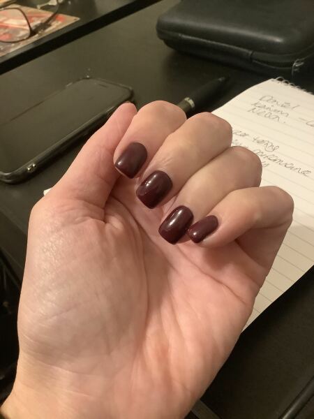 I want to see your nails!