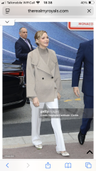 Royal Style: A Double Breasted Safari Suit? We need to discuss...