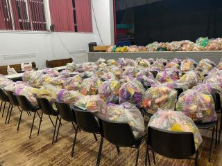 DH is using community pantry for free food