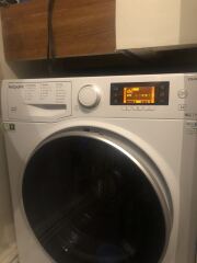 Urgent! Who has this hot point wash dryer?