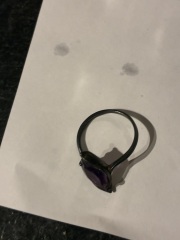 Decluttering thread 11