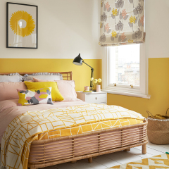 Hallway/stairwell – two-tone paint with or without dado rail?