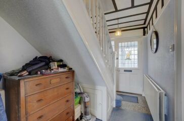 Help me with this hallway - I’m keeping the terrazzo