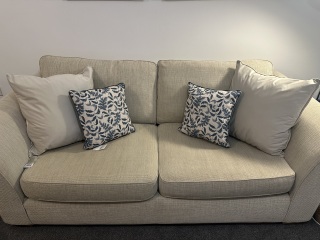 I’m hopeless at interiors. Do these match???? Help!!!