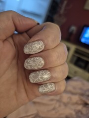 I want to see your nails!