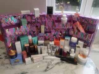 🎄 2025 Style and Beauty Advent Calendar Discussion ***SPOILERS*** THREAD 10