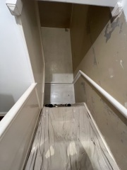 Hallway/stairwell – two-tone paint with or without dado rail?