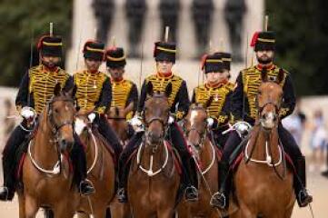 Royal Style: Stilettos or kittens? More royal style and beauty chat.