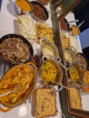 Meal planning, sharing recipes and ideas to make the weekly budget go further.