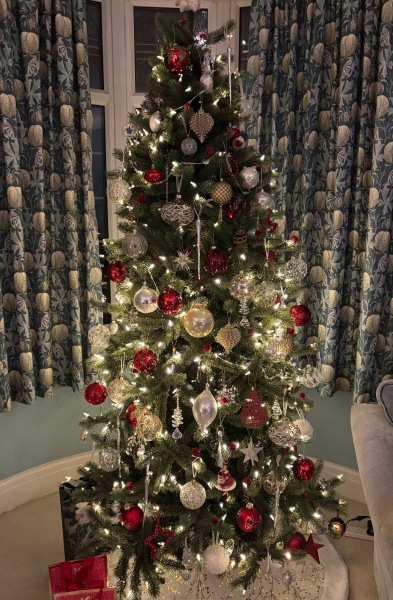 Or do fake trees always  look crap?