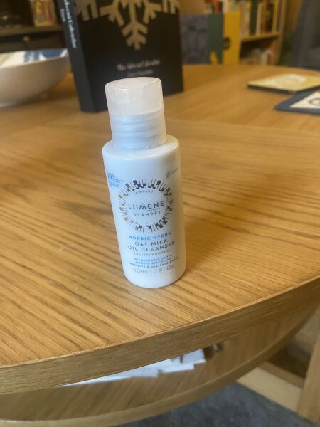 General “Waifs and Strays” Beauty Advent Calendar opening thread.