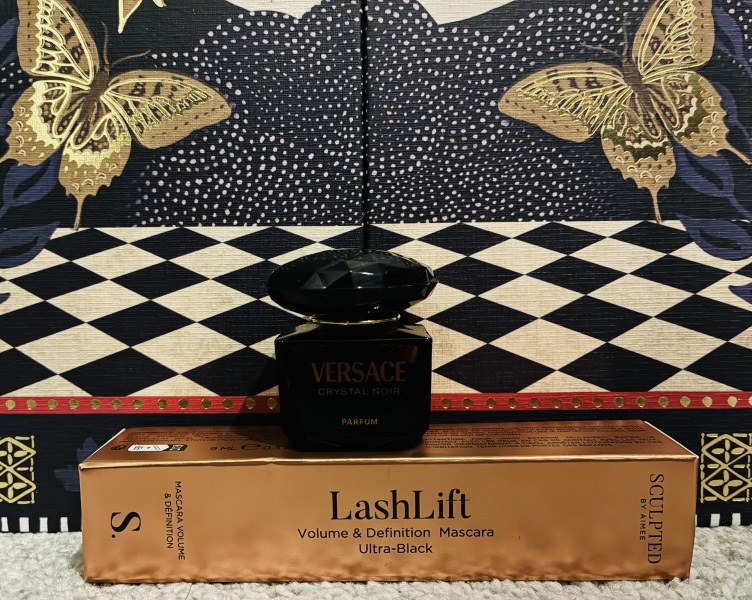 General “Waifs and Strays” Beauty Advent Calendar opening thread.