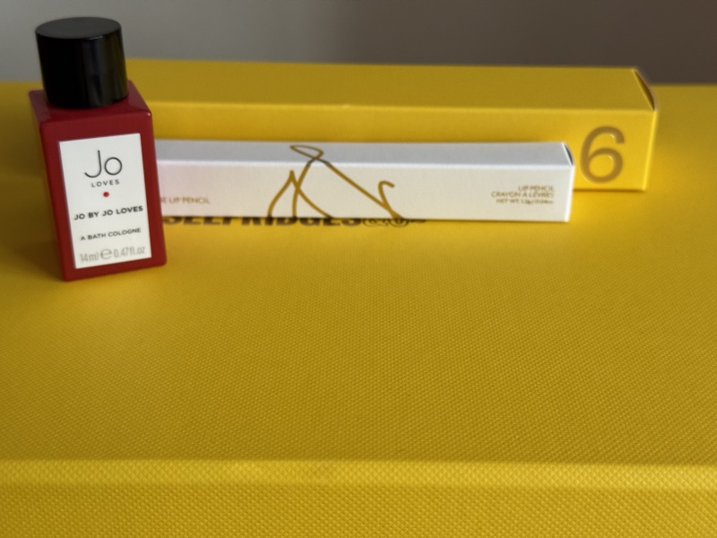 General “Waifs and Strays” Beauty Advent Calendar opening thread.