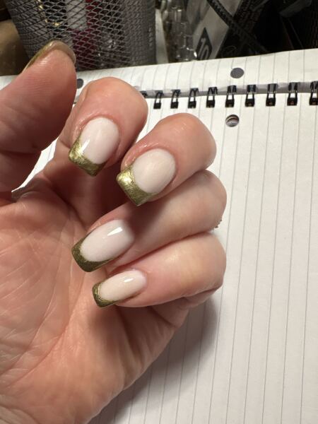 I want to see your nails!