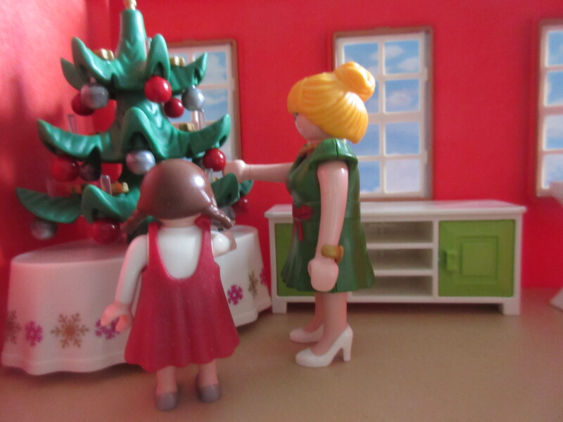 It's advent for the Playmobil people in our house...