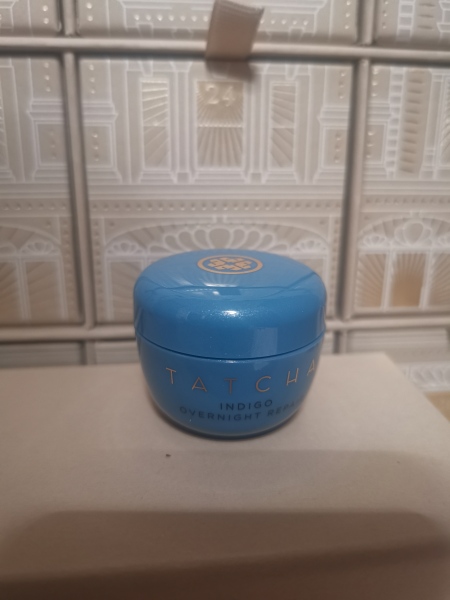 Oh Come All Ye Facials! Moisturisers and treatments! Join me for the Harrods Beauty Advent Calendar opening thread!