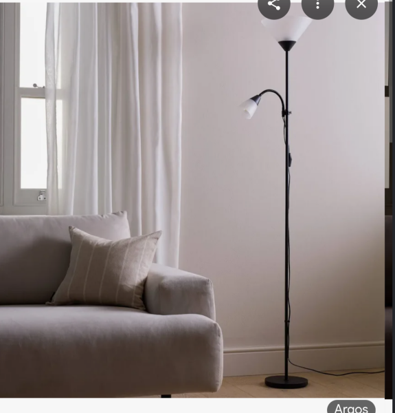 'Mother and child' lamp with no trailing wires