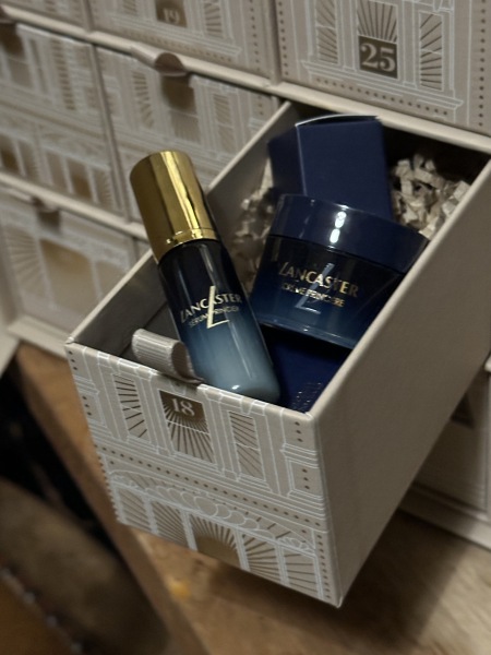 Oh Come All Ye Facials! Moisturisers and treatments! Join me for the Harrods Beauty Advent Calendar opening thread!