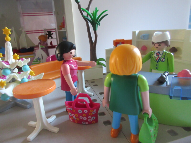 It's advent for the Playmobil people in our house...