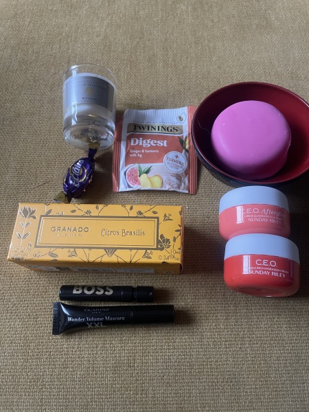 General “Waifs and Strays” Beauty Advent Calendar opening thread.