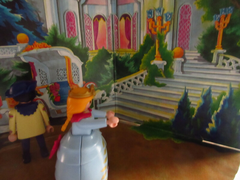 It's advent for the Playmobil people in our house...