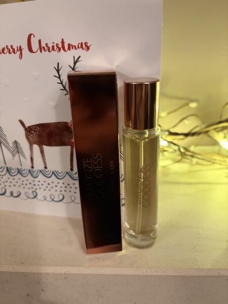 General “Waifs and Strays” Beauty Advent Calendar opening thread.