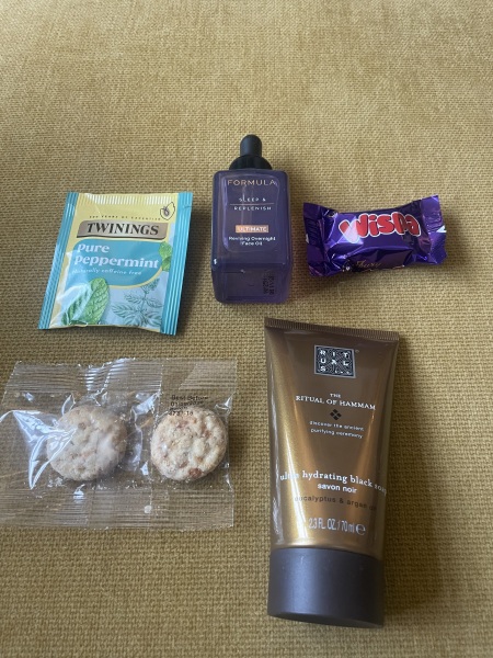 General “Waifs and Strays” Beauty Advent Calendar opening thread.