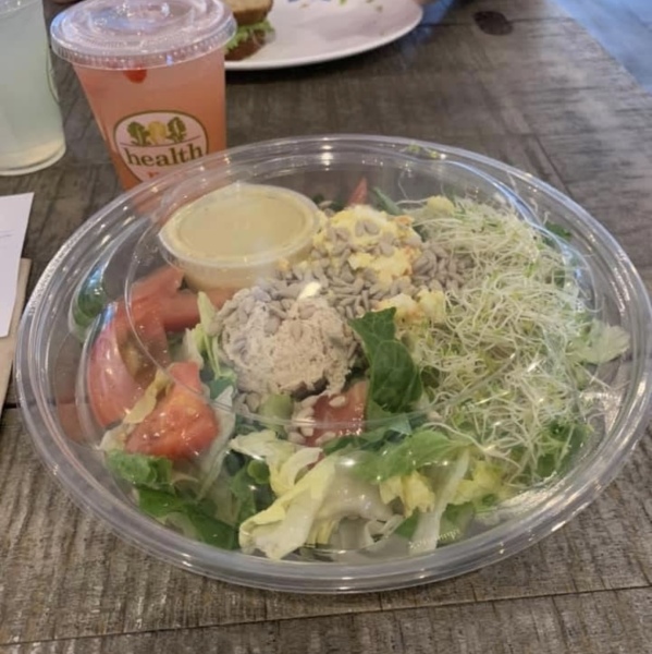 Any help finding the Kardashian shake salad boxes please?