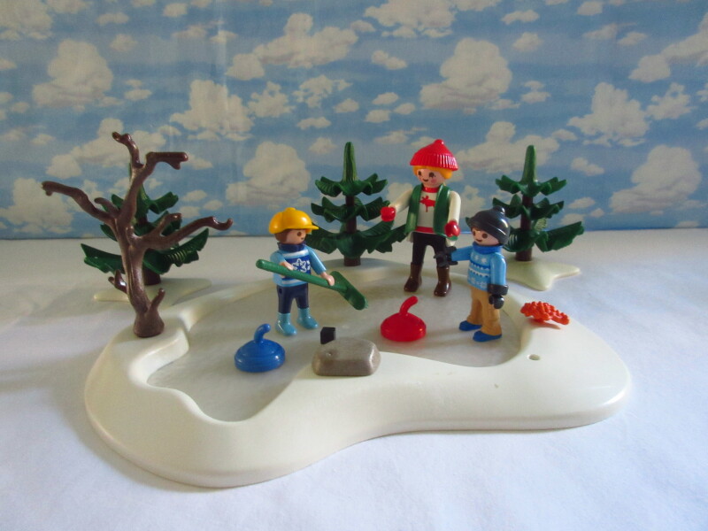 It's advent for the Playmobil people in our house...