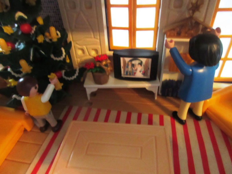 It's advent for the Playmobil people in our house...
