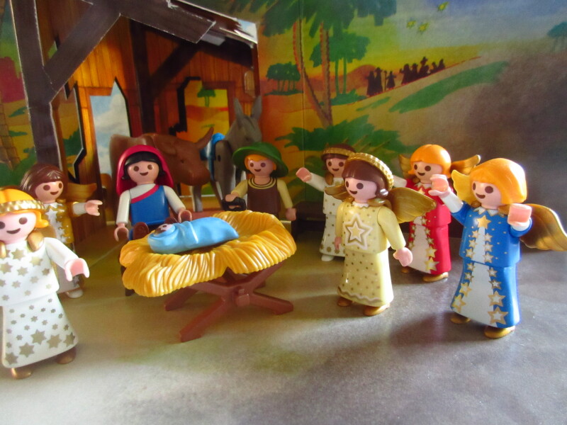 It's advent for the Playmobil people in our house...