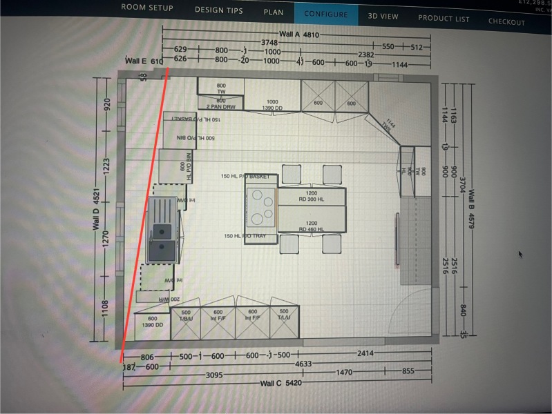 Kitchen design: island vs peninsula?