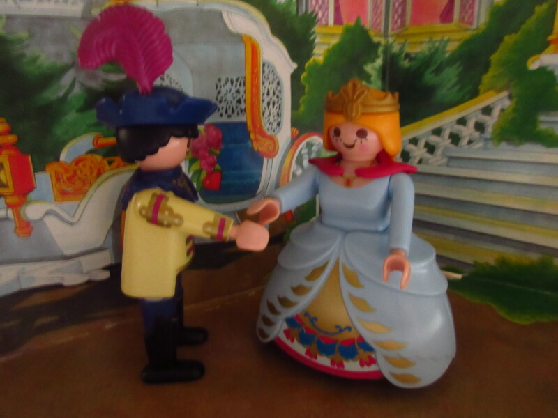 It's advent for the Playmobil people in our house...