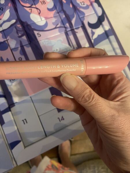 General Waifs and Strays Beauty Advent Calendar opening thread 2025 Part 2