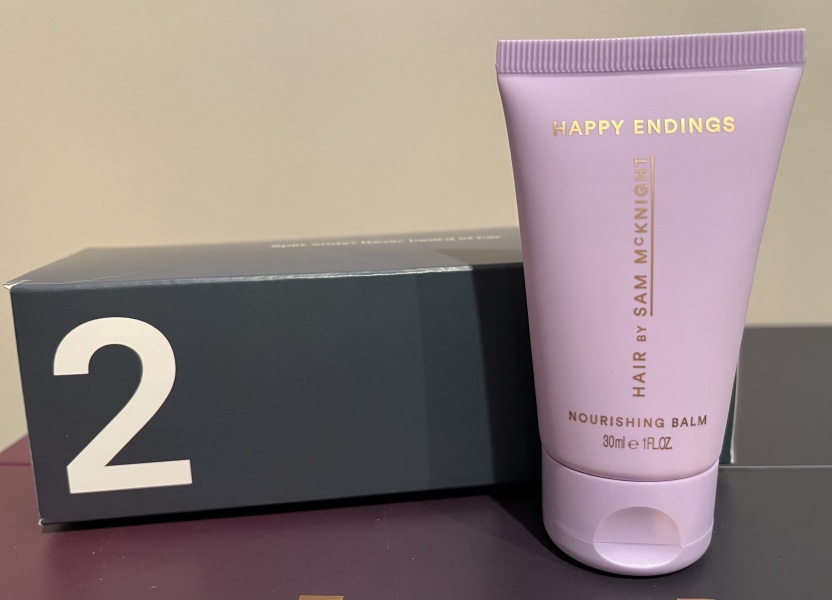 General “Waifs and Strays” Beauty Advent Calendar opening thread.