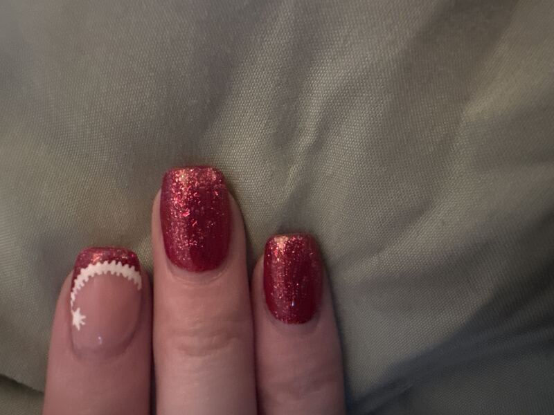 I think I'm done with glittery nails at Christmas