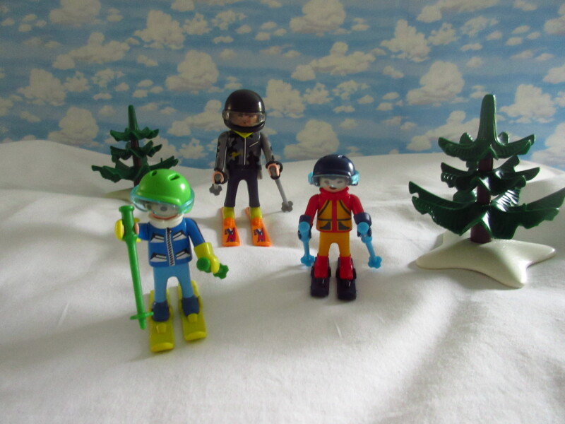 It's advent for the Playmobil people in our house...
