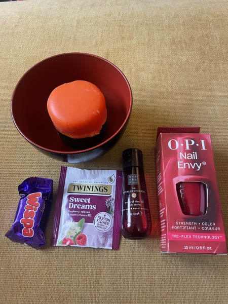 General Waifs and Strays Beauty Advent Calendar opening thread 2025 Part 2