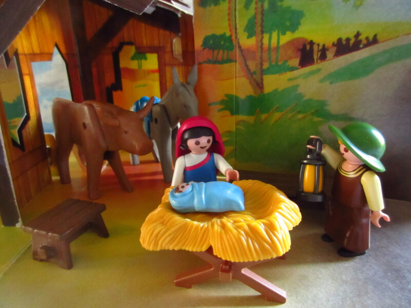 It's advent for the Playmobil people in our house...