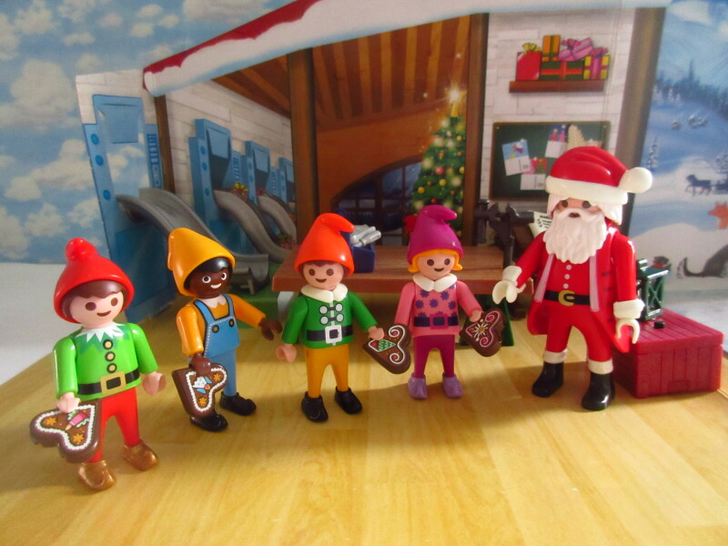It's advent for the Playmobil people in our house...