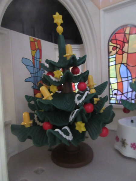 It's advent for the Playmobil people in our house...