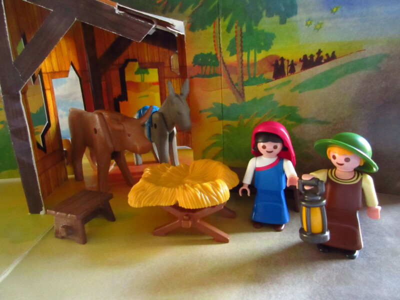 It's advent for the Playmobil people in our house...