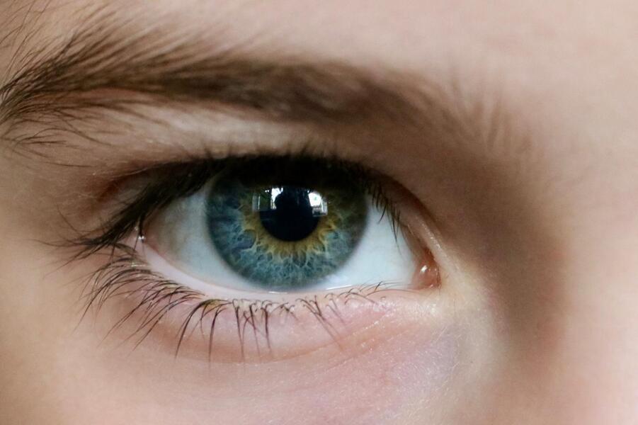 This obsession with blue eyes! Anyone else?