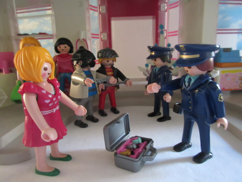 It's advent for the Playmobil people in our house...