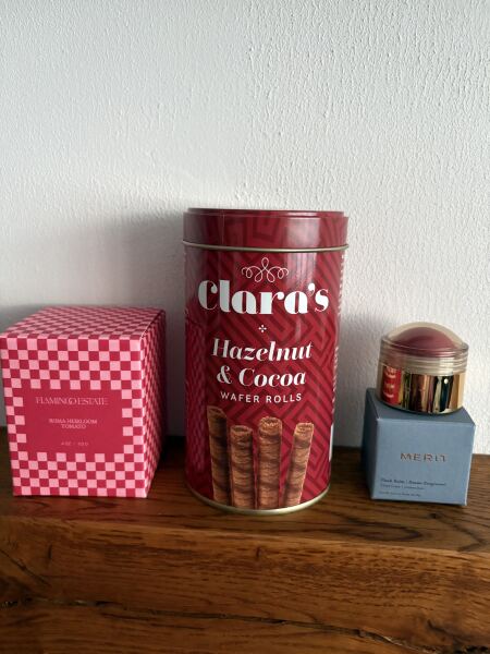 General “Waifs and Strays” Beauty Advent Calendar opening thread.