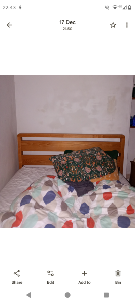 Upstairs chimney breast damp/staining?