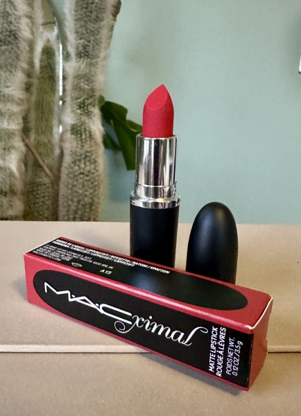 Oh Come All Ye Facials! Moisturisers and treatments! Join me for the Harrods Beauty Advent Calendar opening thread!