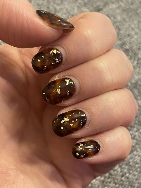 I think I'm done with glittery nails at Christmas