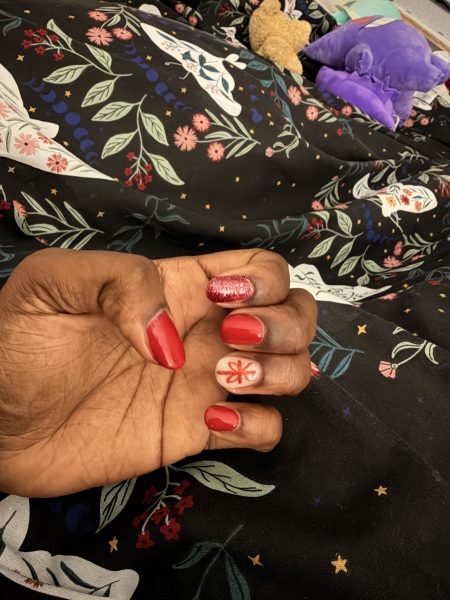I think I'm done with glittery nails at Christmas