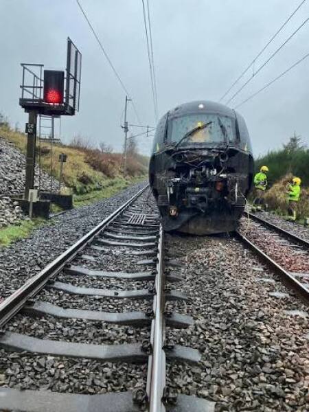 Train chaos again!